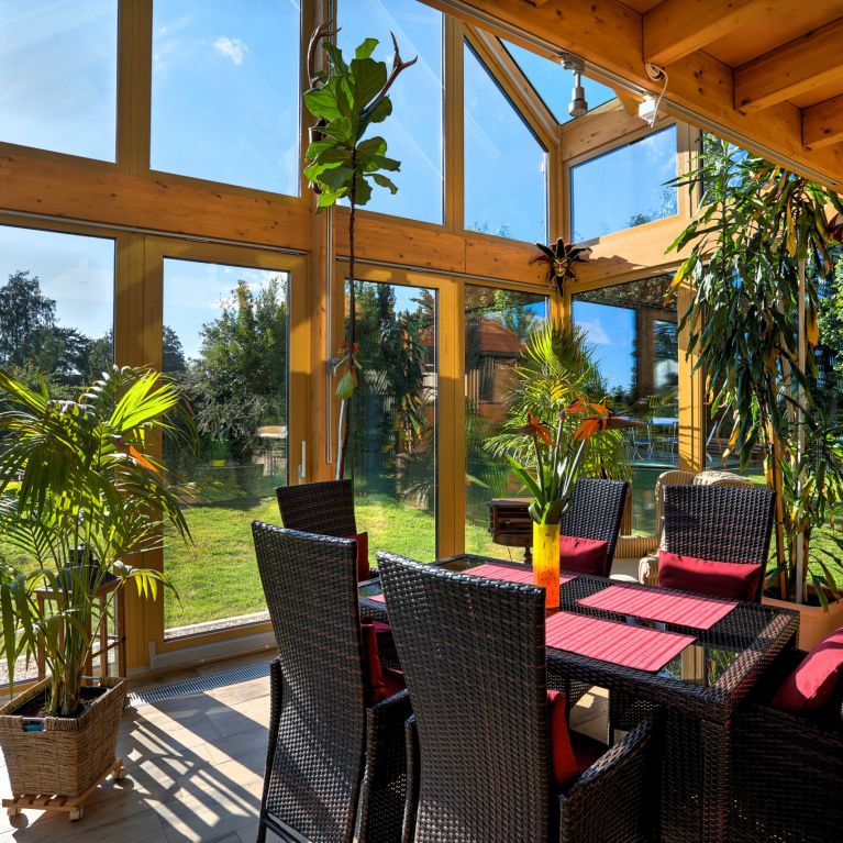 Schönes helles Esszimmer