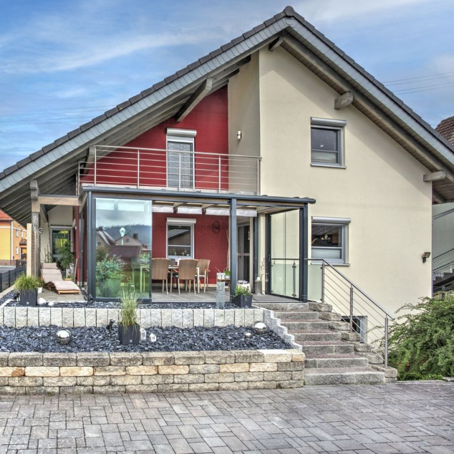 Geschlossene Terrassenüberdachung in der Nähe von Kronach, Oberfranken