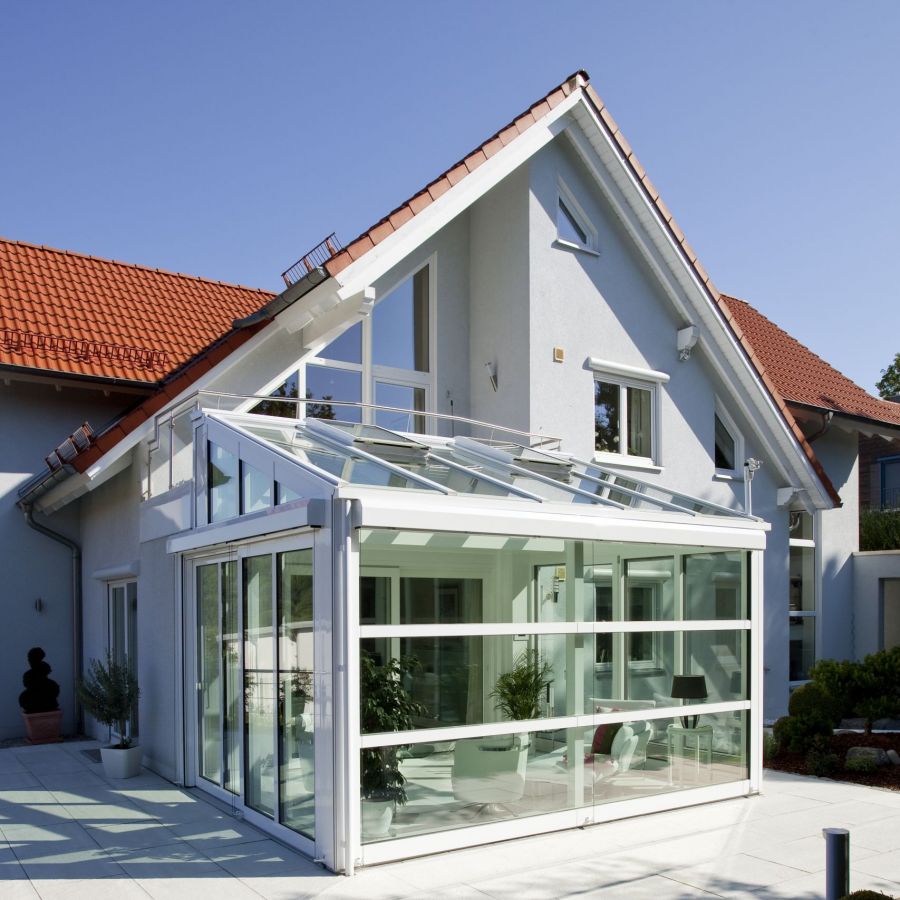 Eingeschossiger Wintergarten mit 3-fach-Wärmeschutzglasverglasung in Kronach