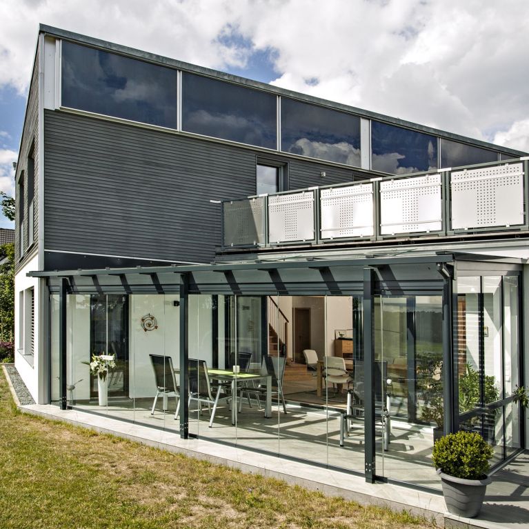 Außenansicht Terrassenverglasung in Kronach
